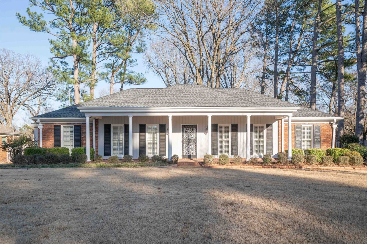 1666 Oak Hill Rd, Germantown, TN 38138 Main Photo