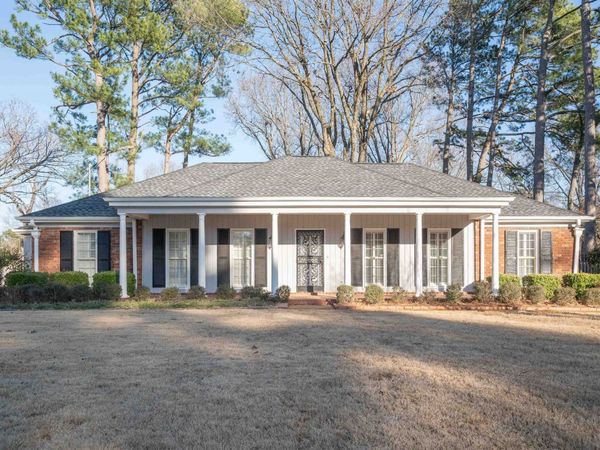 1666 OAK HILL RD, Germantown, TN 38138