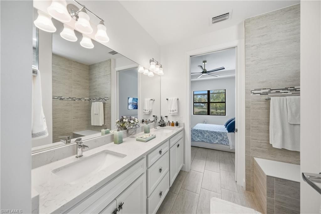 2718 Aviamar Cir, Naples, FL 34114 Photo