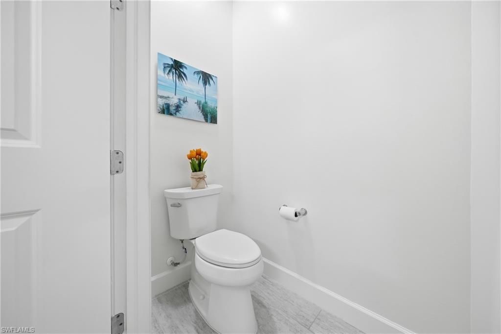 2718 Aviamar Cir, Naples, FL 34114 Photo