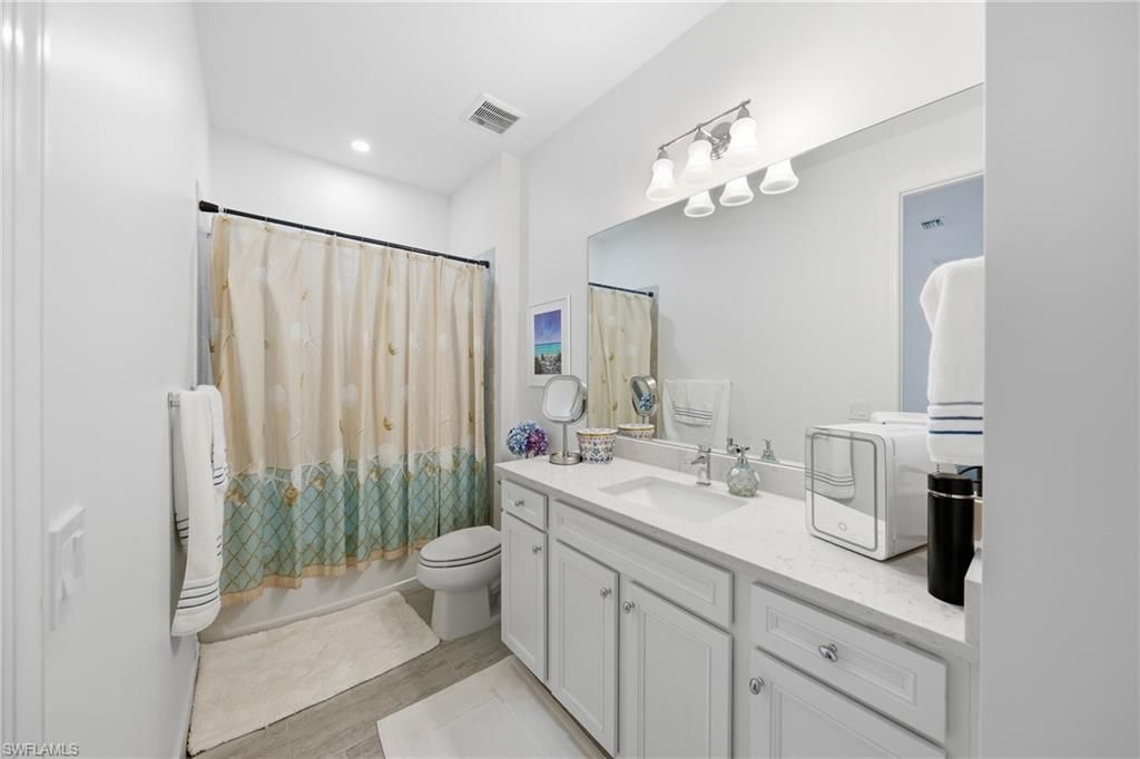 2718 Aviamar Cir, Naples, FL 34114 Photo