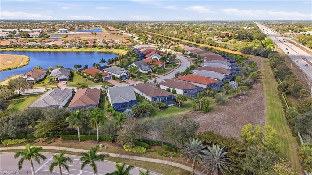 2718 Aviamar Cir, Naples, FL 34114 Photo