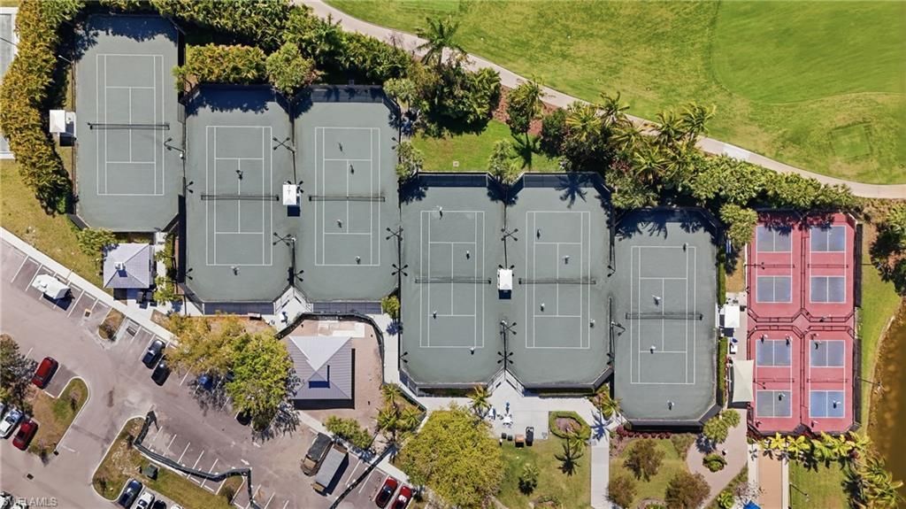 2718 Aviamar Cir, Naples, FL 34114 Photo