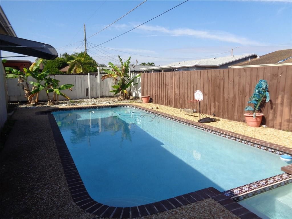 9571 Sunset Strip, Sunrise, FL 33322 Photo