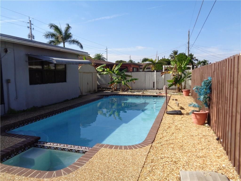 9571 Sunset Strip, Sunrise, FL 33322 Photo