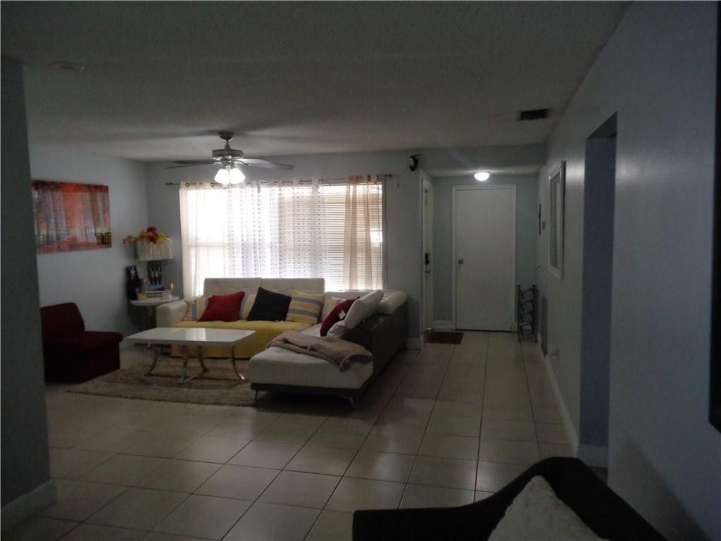 9571 Sunset Strip, Sunrise, FL 33322 Photo
