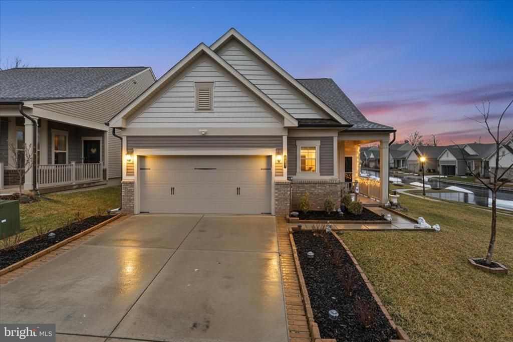 6594 Petunia Terrace, Haymarket, VA 20169 Main Photo