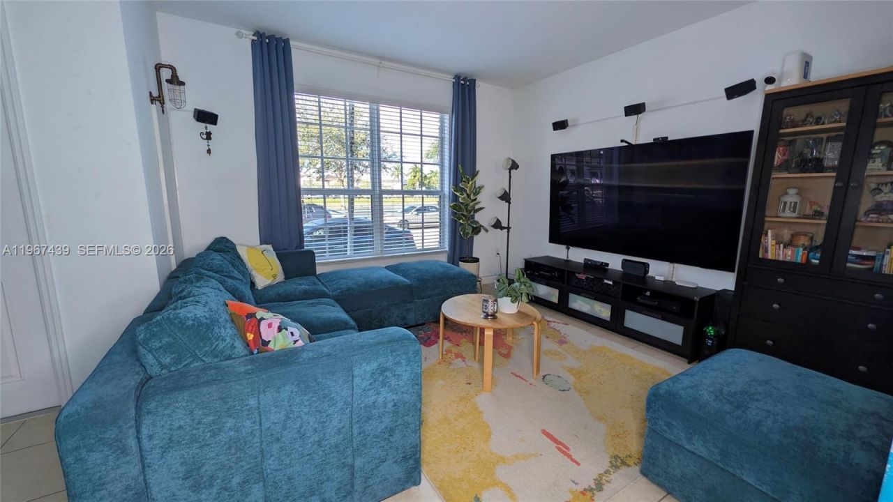 17038 SW 95th Ter, Miami, FL 33196 Photo