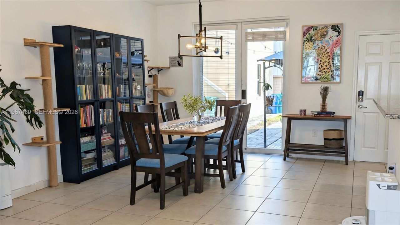 17038 SW 95th Ter, Miami, FL 33196 Photo