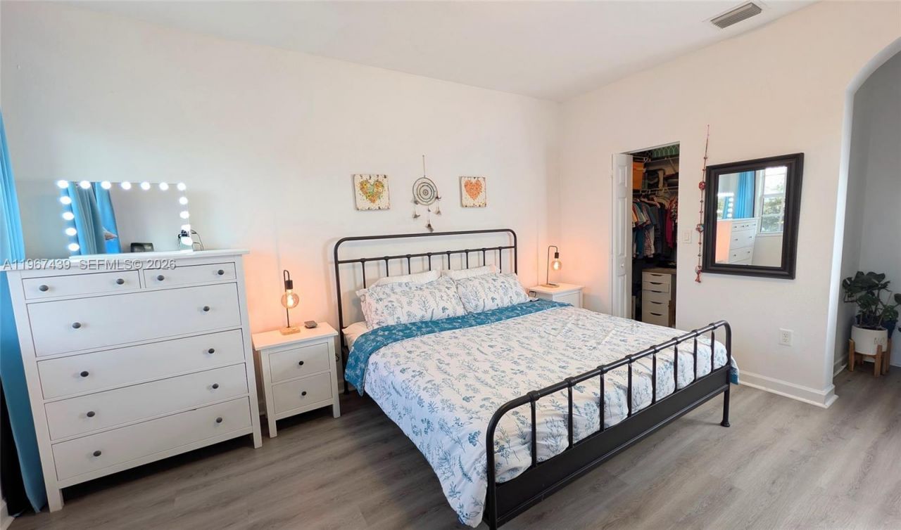 17038 SW 95th Ter, Miami, FL 33196 Photo