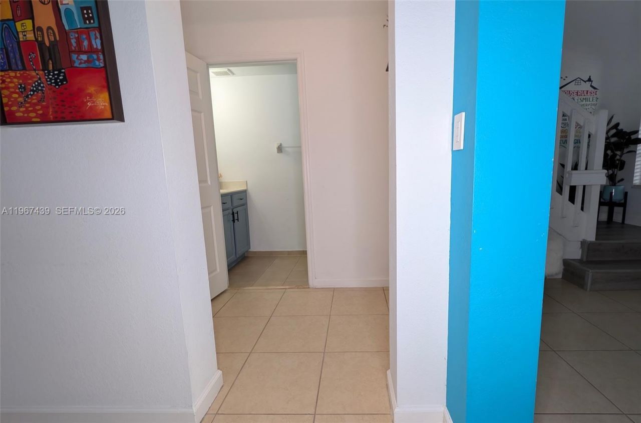 17038 SW 95th Ter, Miami, FL 33196 Photo