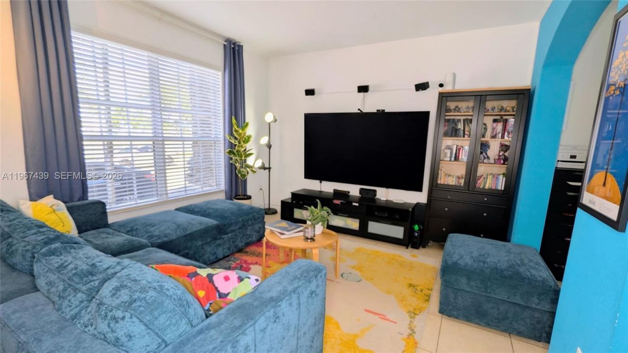 17038 SW 95th Ter, Miami, FL 33196 Photo