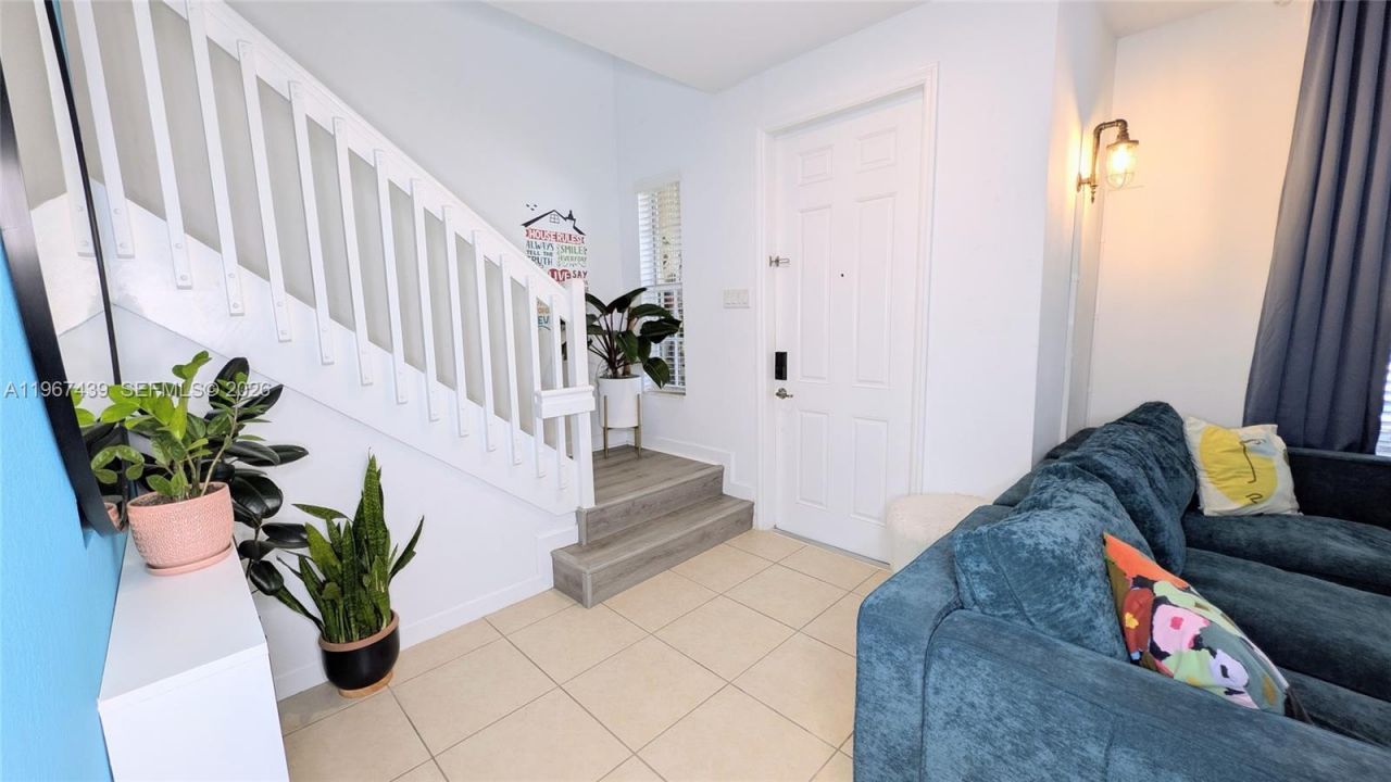 17038 SW 95th Ter, Miami, FL 33196 Photo