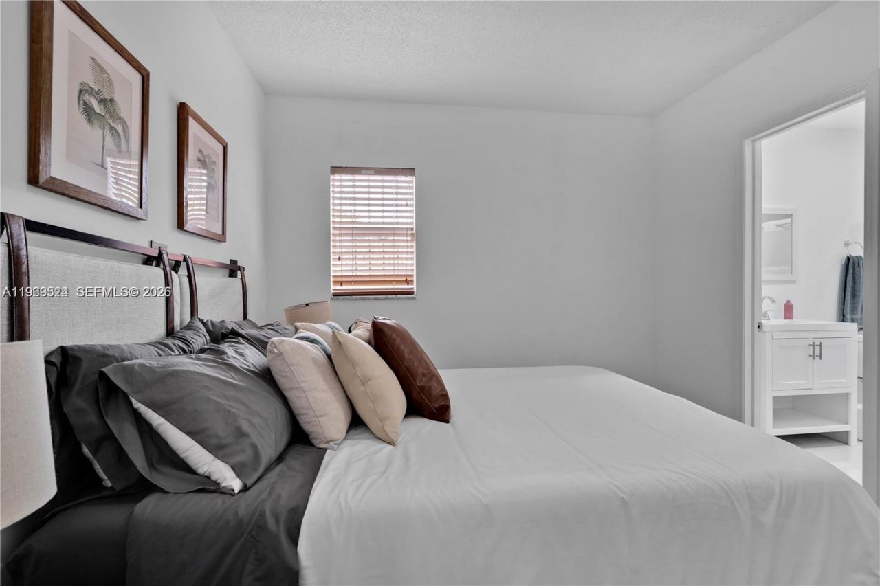 Please Call For Address, Unit 3, Miami, FL 33145 Photo