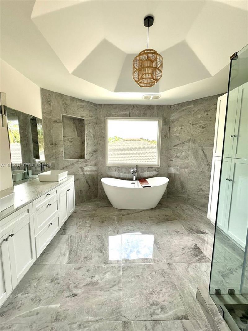 2556 Jardin Mnr, Weston, FL 33327 Photo