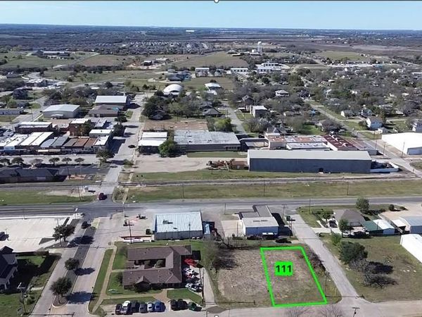 111 N Baker Street , Ferris, TX 75125