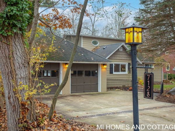 7128 116th Avenue, Fennville, MI 49408