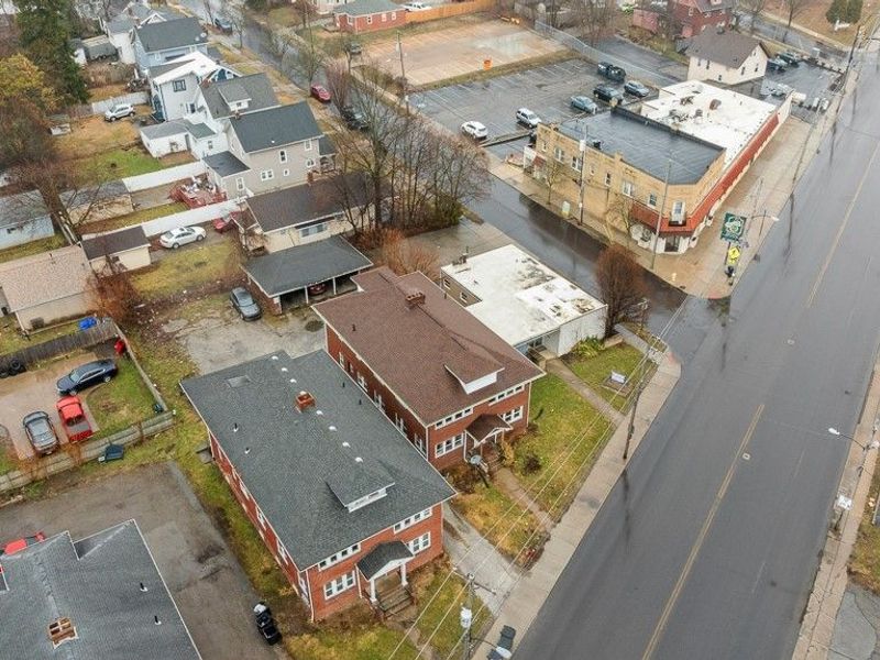 539 E Cuyahoga Falls Avenue, Akron, OH 44310 Photo 11