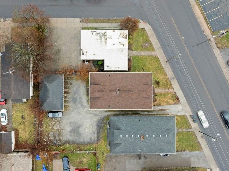 539 E Cuyahoga Falls Avenue, Akron, OH 44310 Photo 12