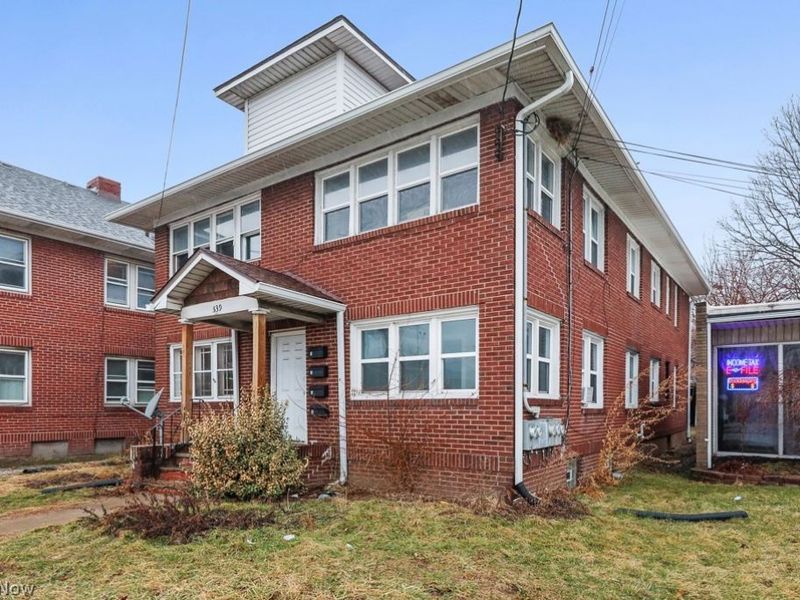 539 E Cuyahoga Falls Avenue, Akron, OH 44310 Photo 2