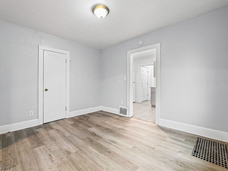 539 E Cuyahoga Falls Avenue, Akron, OH 44310 Photo 20