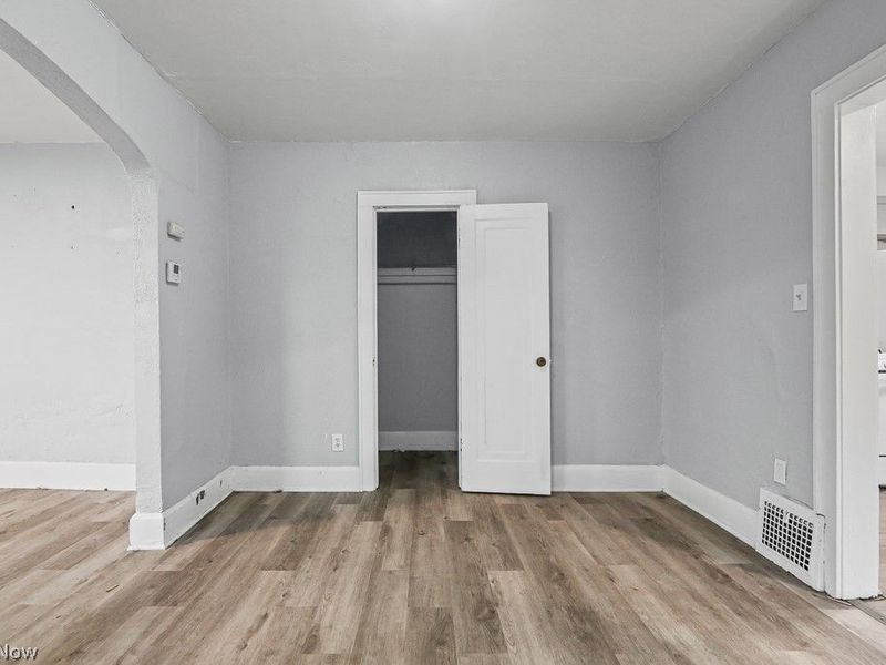 539 E Cuyahoga Falls Avenue, Akron, OH 44310 Photo 22