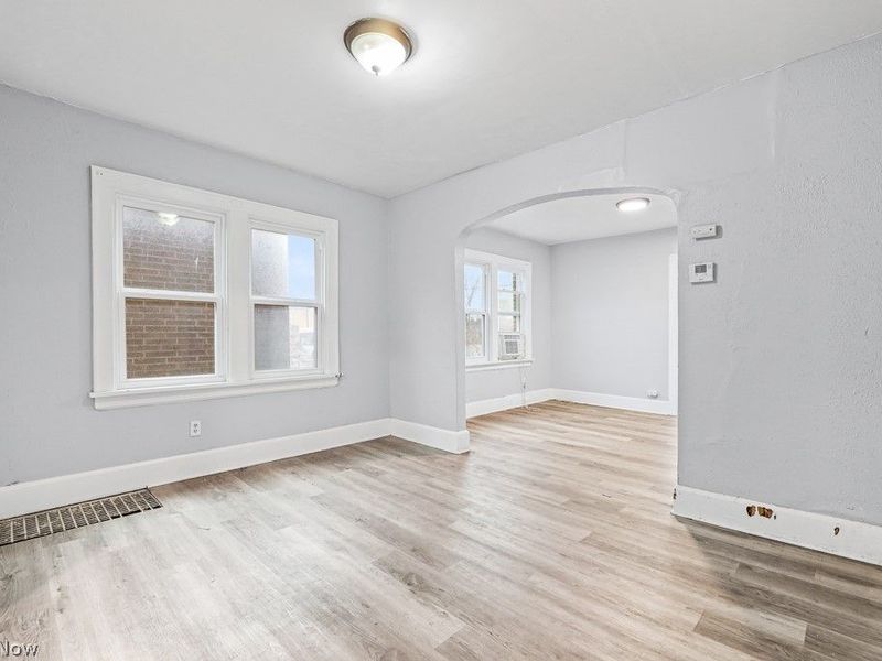 539 E Cuyahoga Falls Avenue, Akron, OH 44310 Photo 24