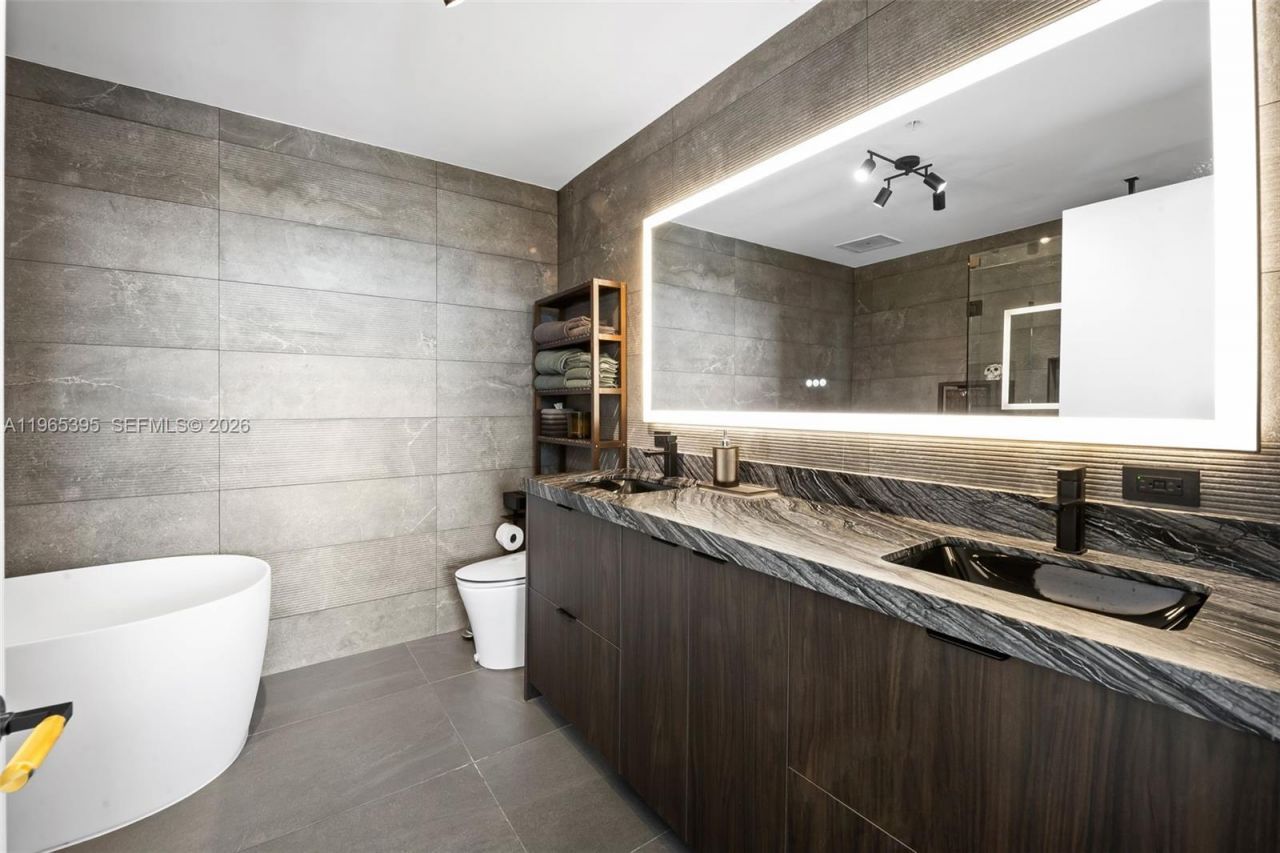 3470 E Coast Ave, Unit PH102, Miami, FL 33137 Photo