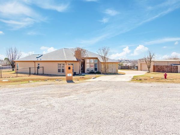 115 Kenwick Court, Aledo, TX 76008