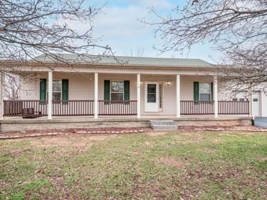 10 Nelson Drive, Hustonville, KY 40437