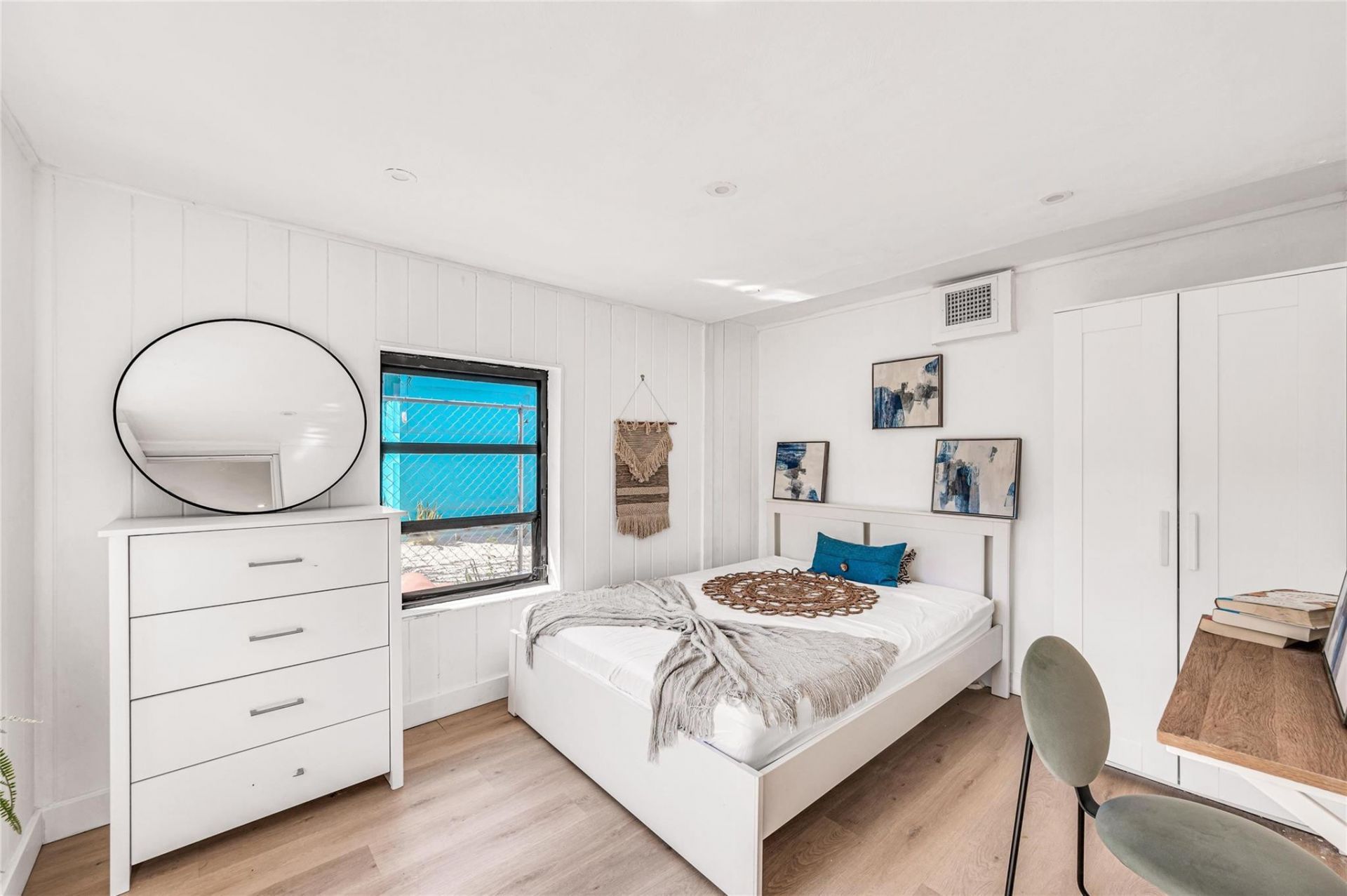 1760 NE 13th Street, Fort Lauderdale, FL 33304 Photo