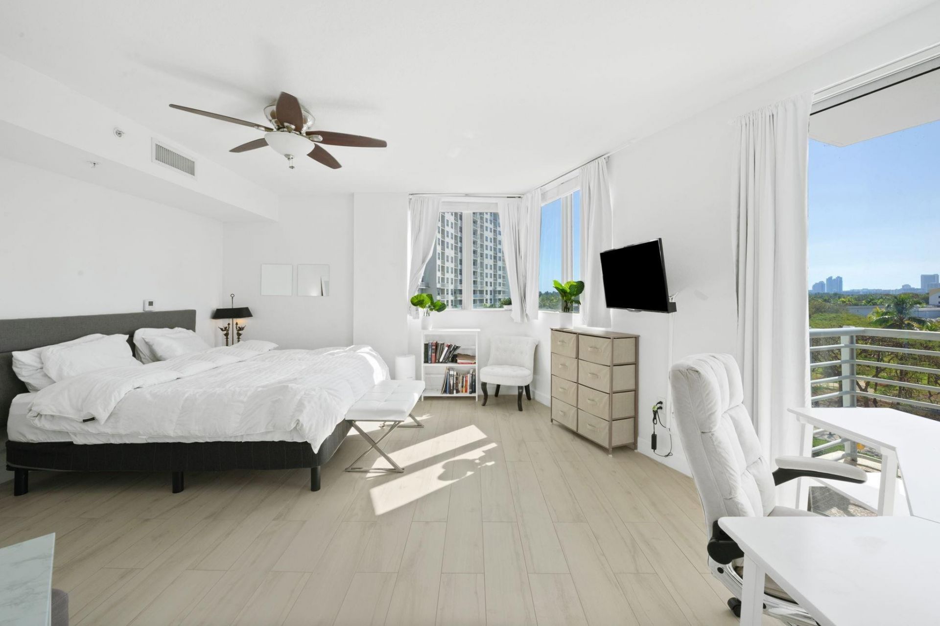 1830 Radius Drive, Unit 523, Hollywood, FL 33020 Photo