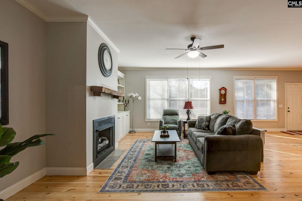 410 Alice Drive  Photo 7