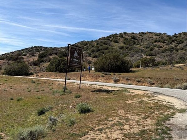 0 sand Canyon, Twin Oaks, CA 93518