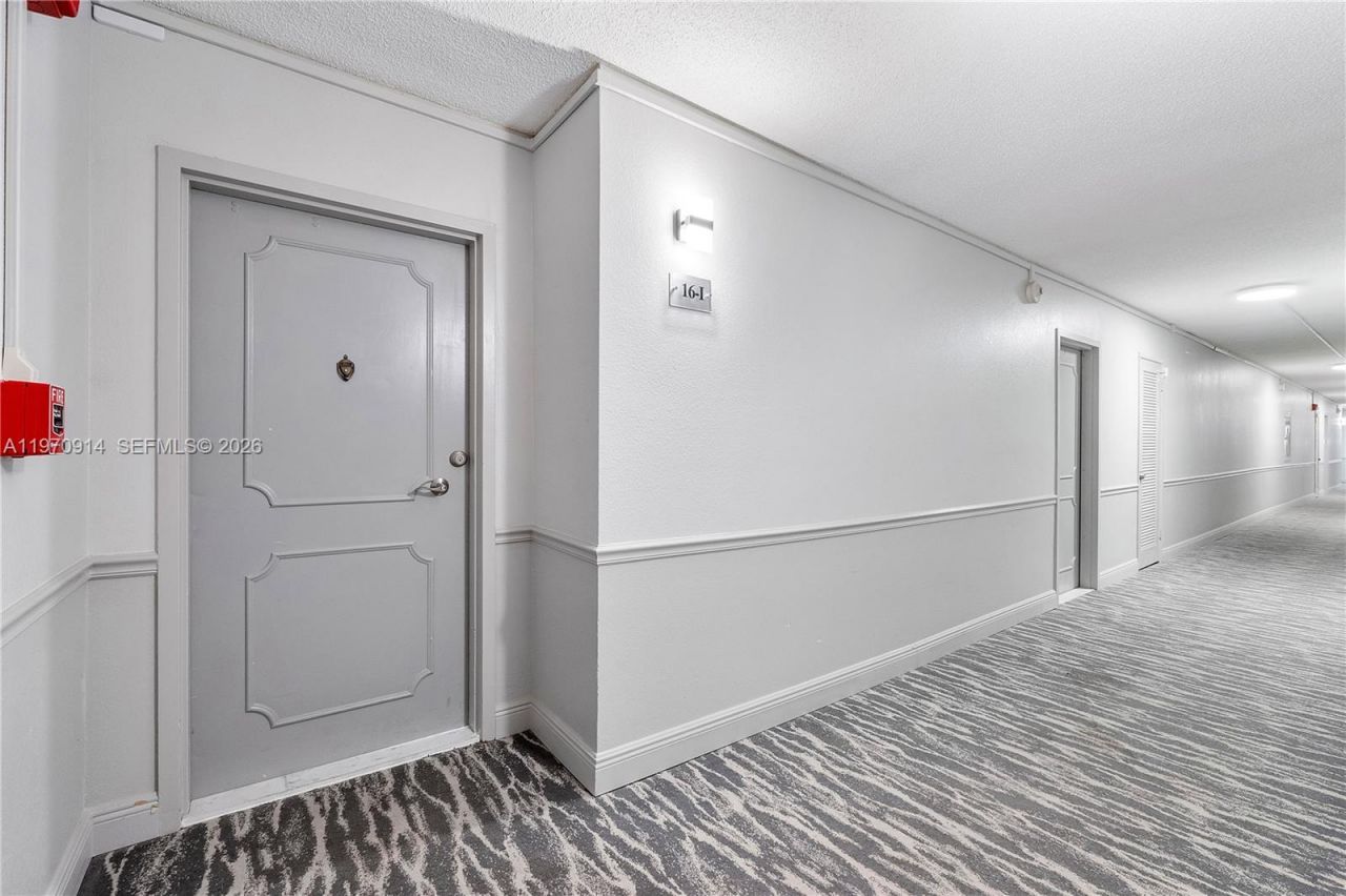 336 N Birch Rd, Unit PH, Fort Lauderdale, FL 33304 Photo