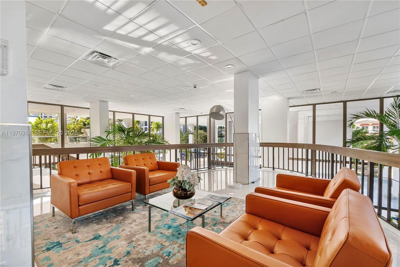 336 N Birch Rd, Unit PH, Fort Lauderdale, FL 33304 Photo
