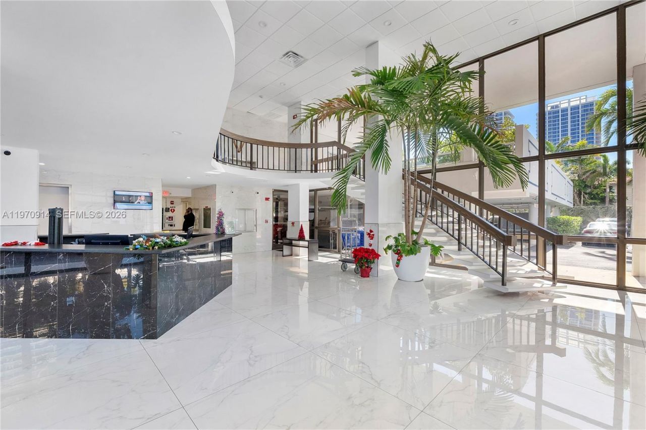 336 N Birch Rd, Unit PH, Fort Lauderdale, FL 33304 Photo