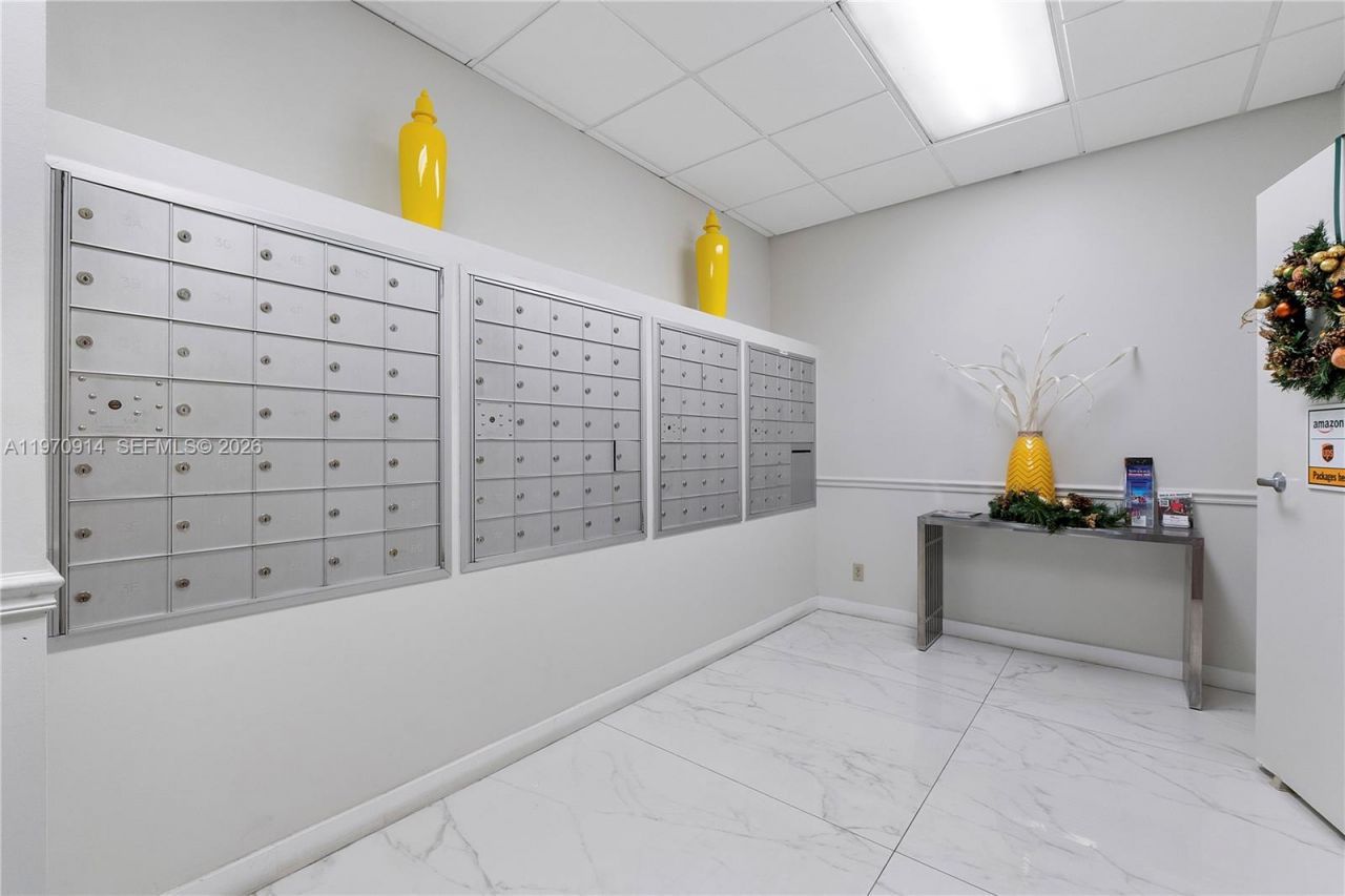 336 N Birch Rd, Unit PH, Fort Lauderdale, FL 33304 Photo