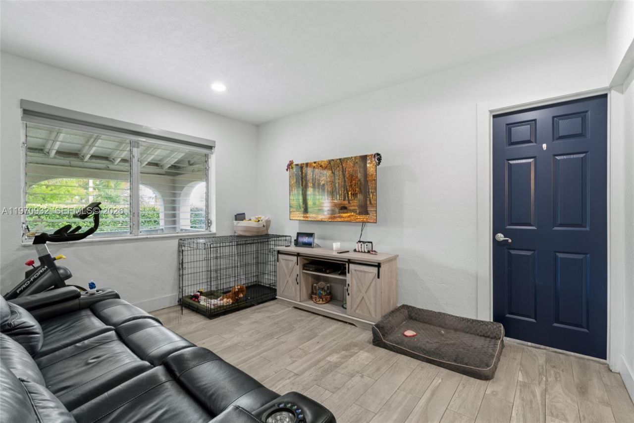 700 SW 44th Pl , Miami, FL 33134 Photo