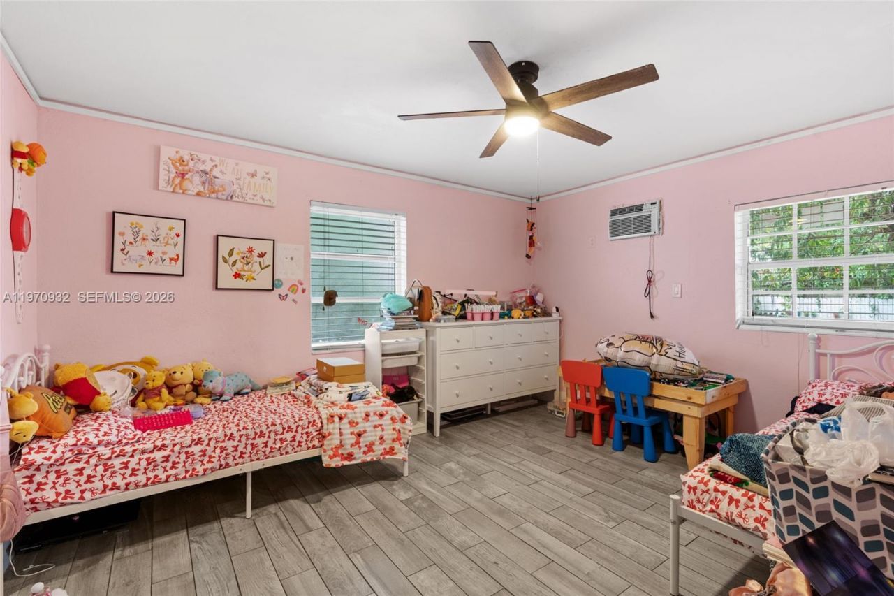 700 SW 44th Pl , Miami, FL 33134 Photo