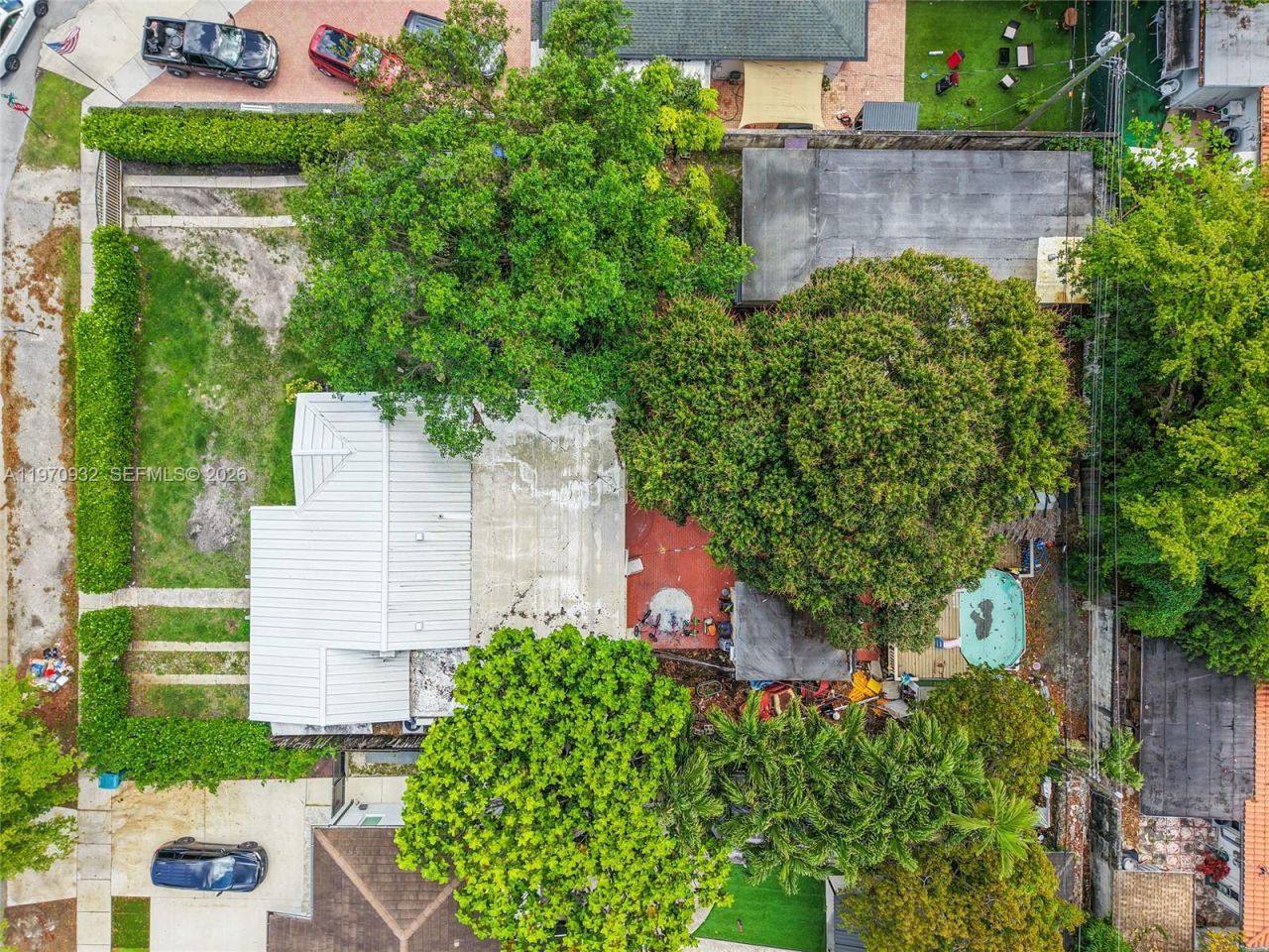 700 SW 44th Pl , Miami, FL 33134 Photo