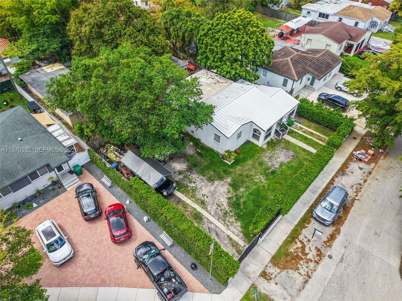 700 SW 44th Pl , Miami, FL 33134 Photo