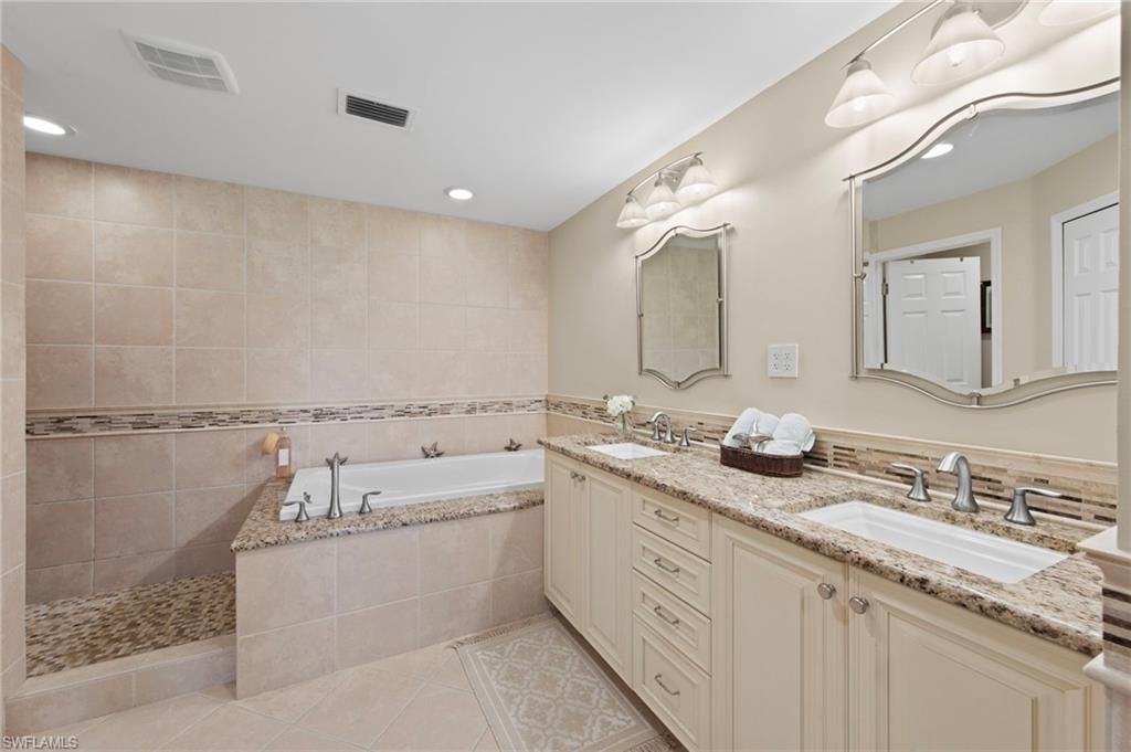 8331 Grand Palm Dr, Unit 2, Estero, FL 33967 Photo