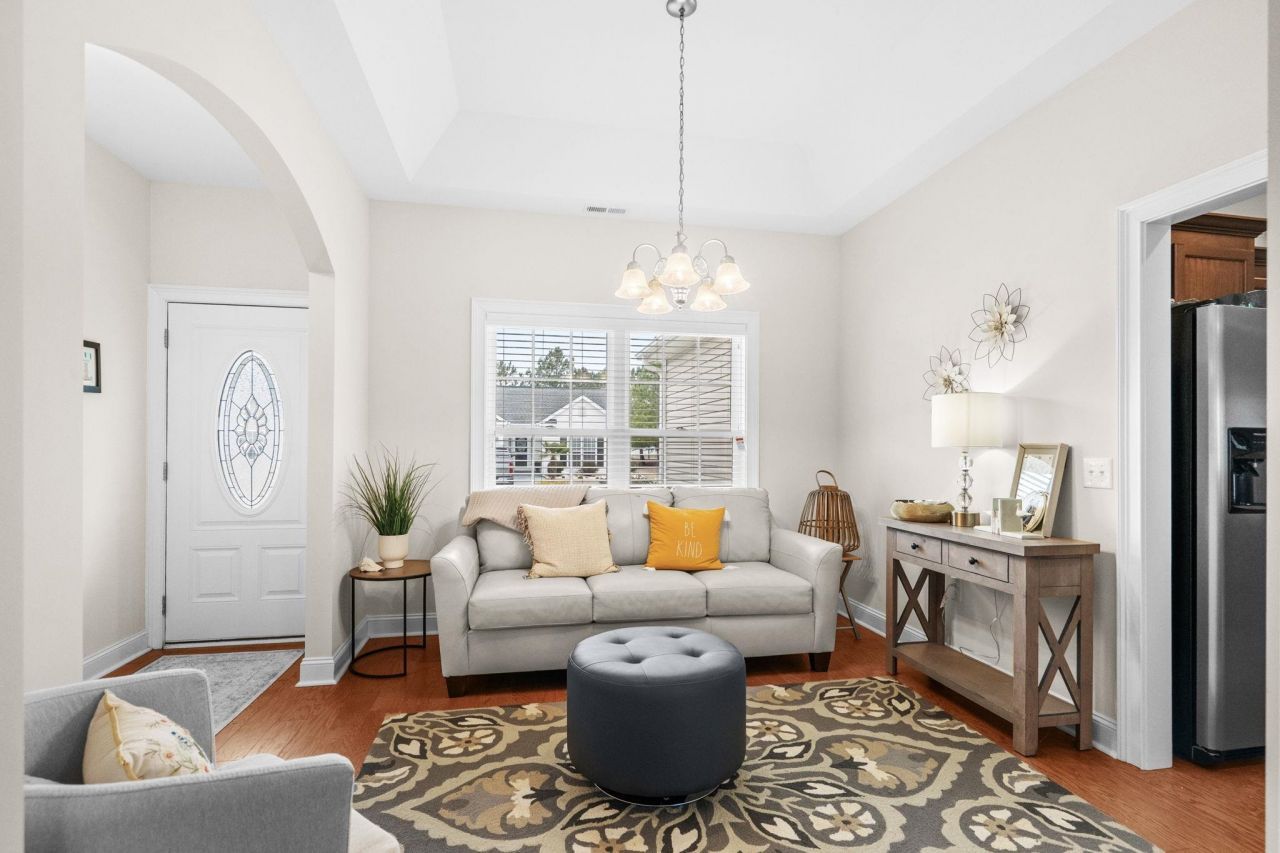 221 Cupola Dr.  Photo 8