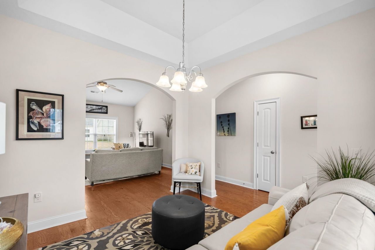 221 Cupola Dr.  Photo 9