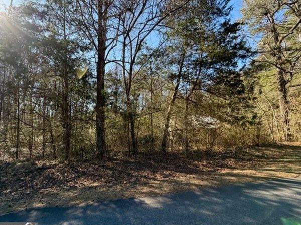 184 S Smith Road, Lagrange, GA 30241