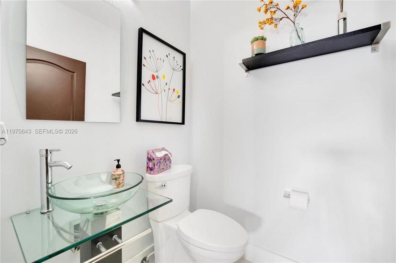 11261 NW 55th Ln, Doral, FL 33178 Photo