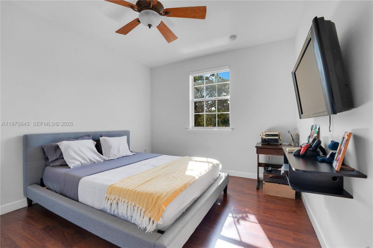 11261 NW 55th Ln, Doral, FL 33178 Photo