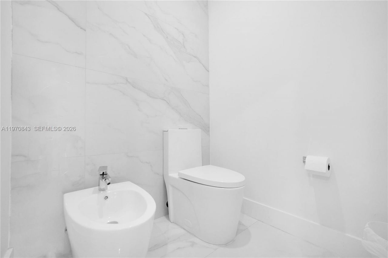 11261 NW 55th Ln, Doral, FL 33178 Photo