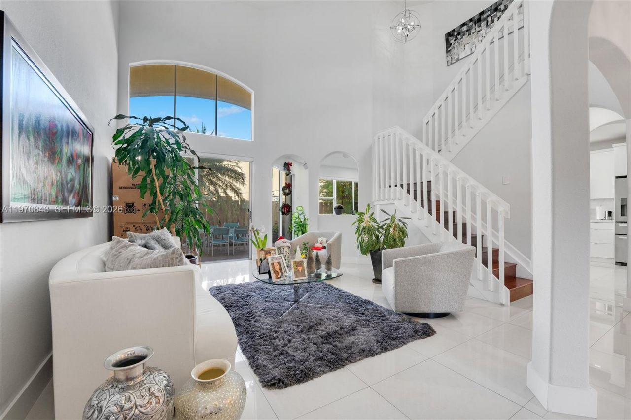 11261 NW 55th Ln, Doral, FL 33178 Photo